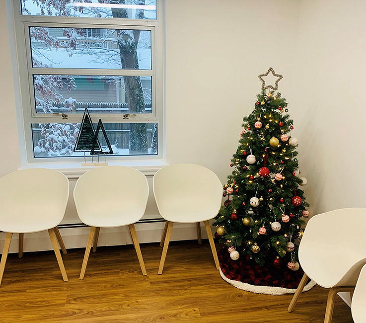 Derek Song, DMD waiting room chairs